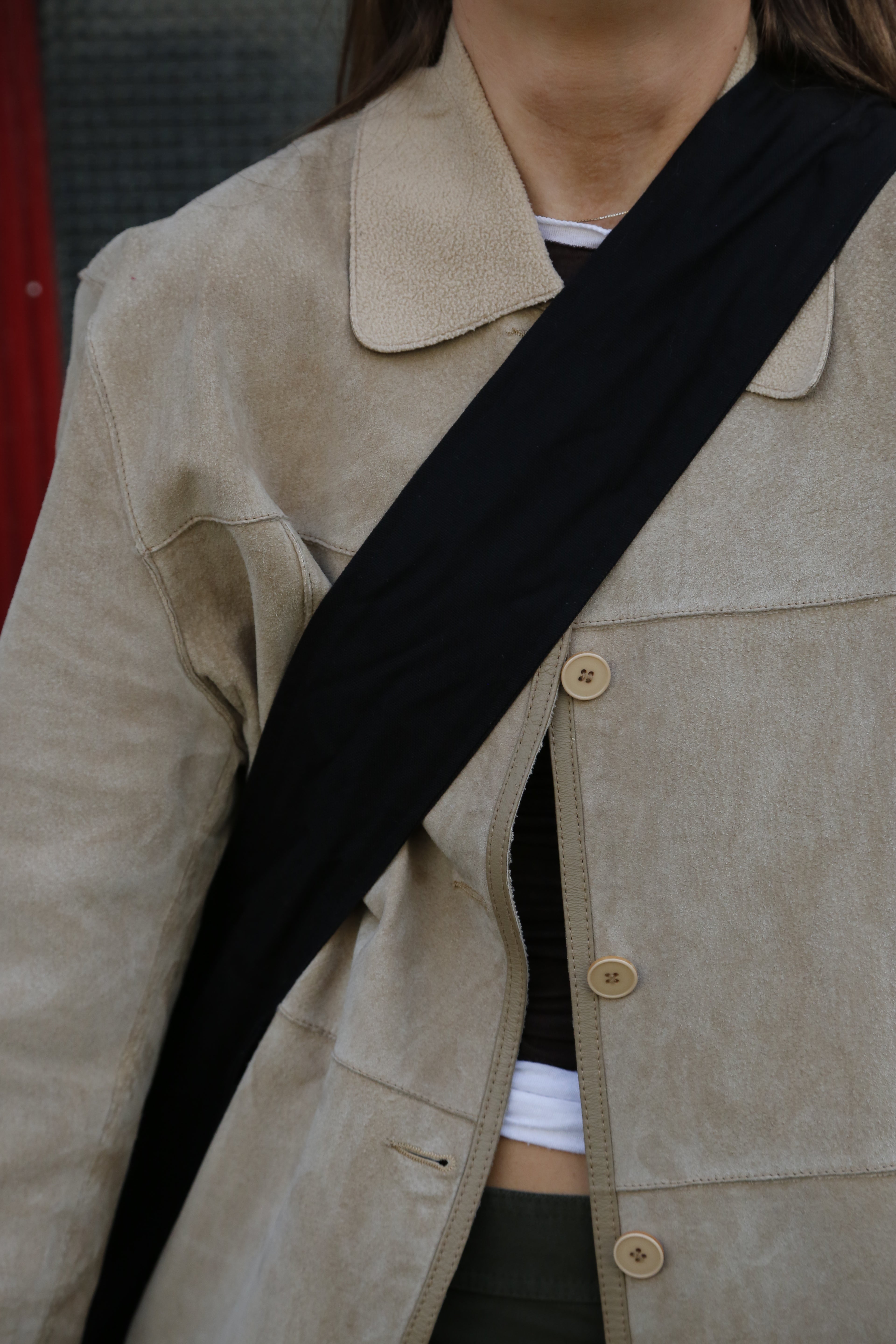 CLASSIC CROSSBODY — BASIC BLACK