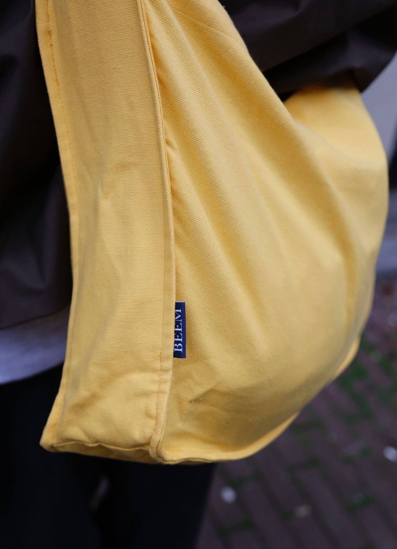 CLASSIC CROSSBODY - SUNSHINE YELLOW