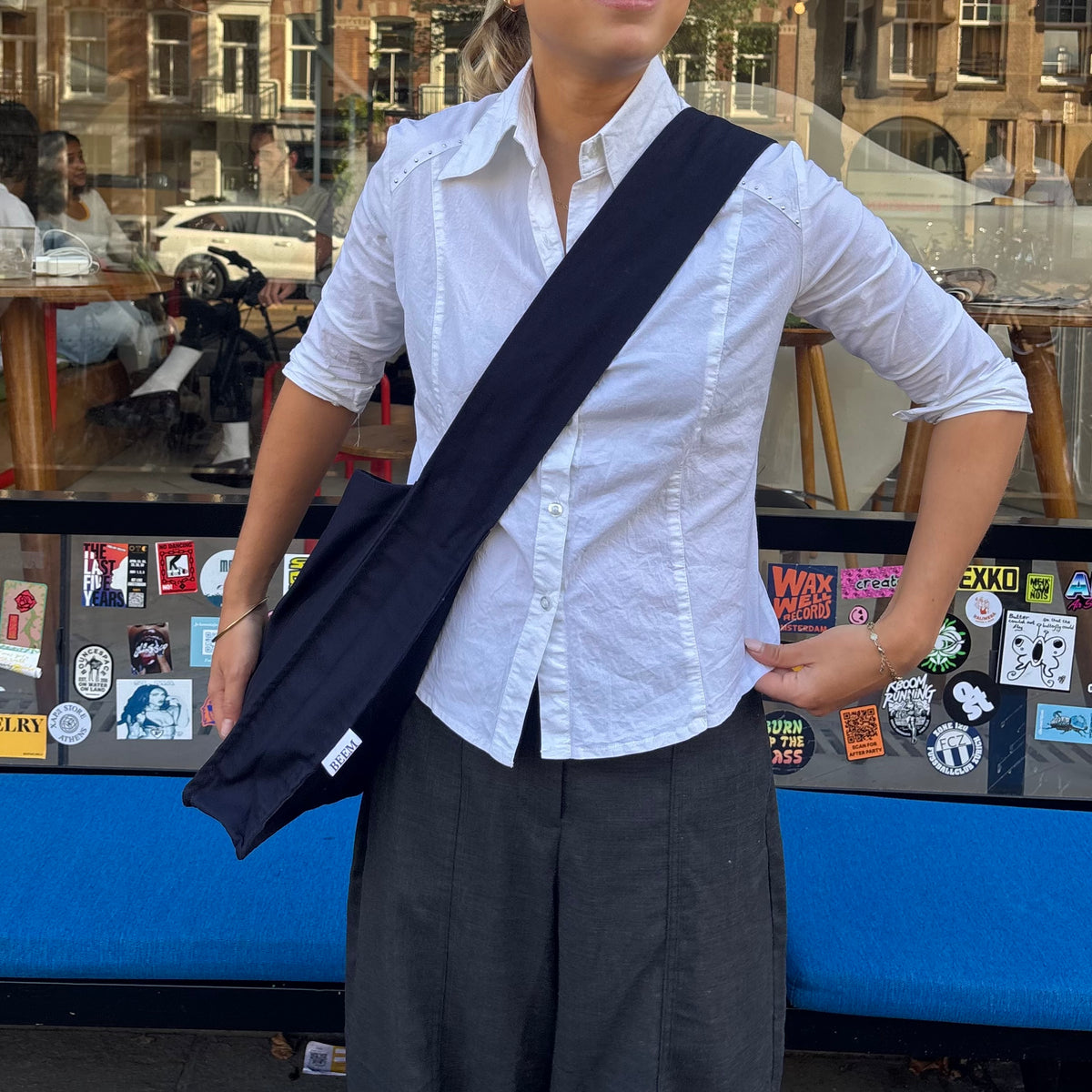 CLASSIC CROSSBODY — NAVY BLUE