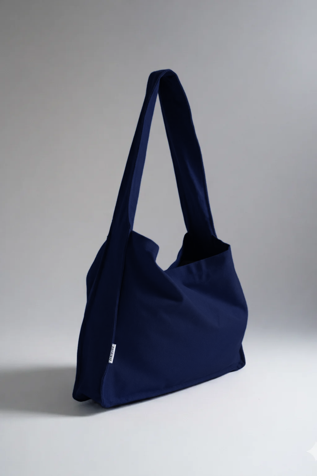 CLASSIC CROSSBODY — NAVY BLUE