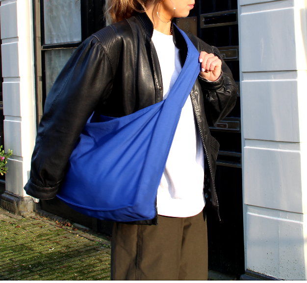 CLASSIC CROSSBODY - POPPIN BLUE
