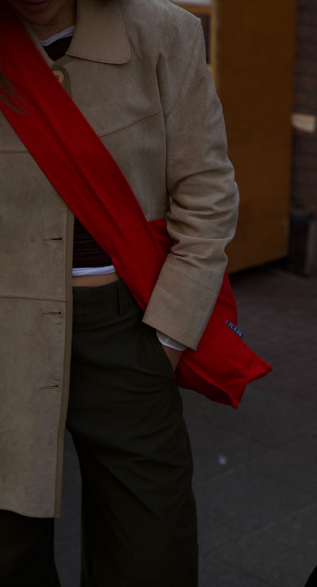 CLASSIC CROSSBODY — POPPIN RED
